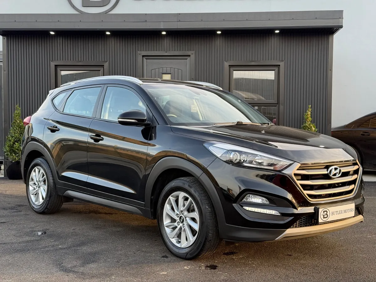 2017 Hyundai Tucson 1.7D Premium - Image 2