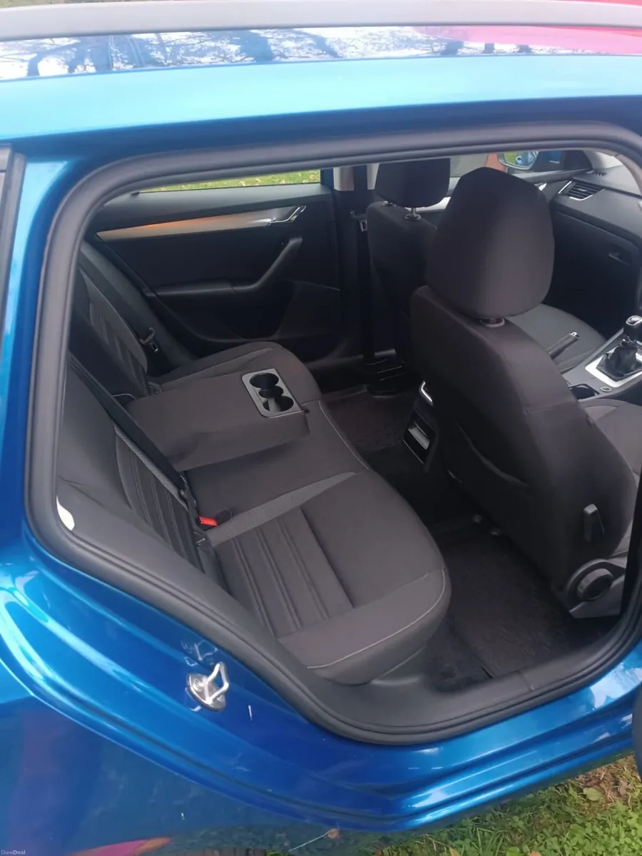 Skoda Octavia 2018 - Image 4