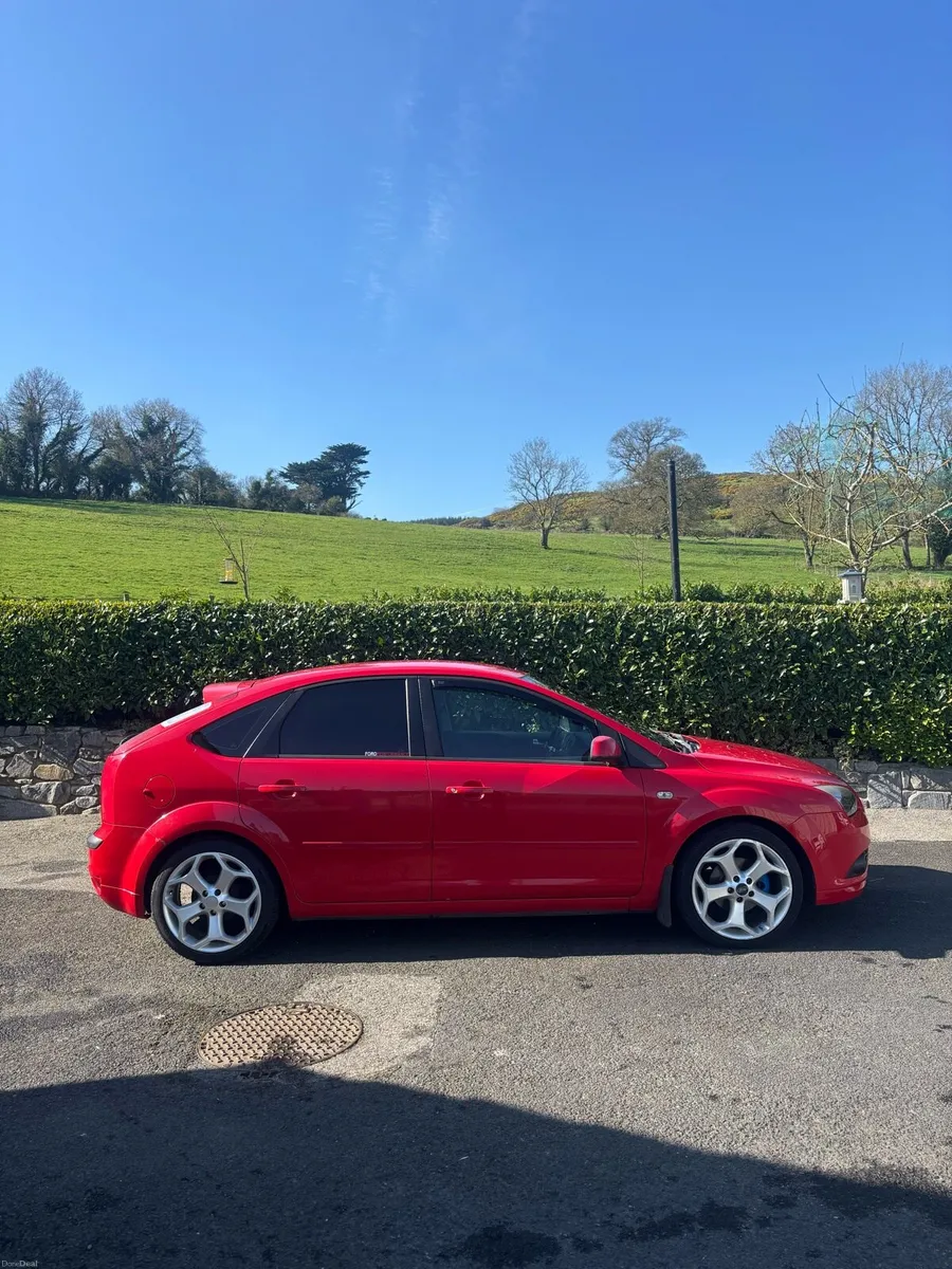 Ford Focus Zetec - Image 3