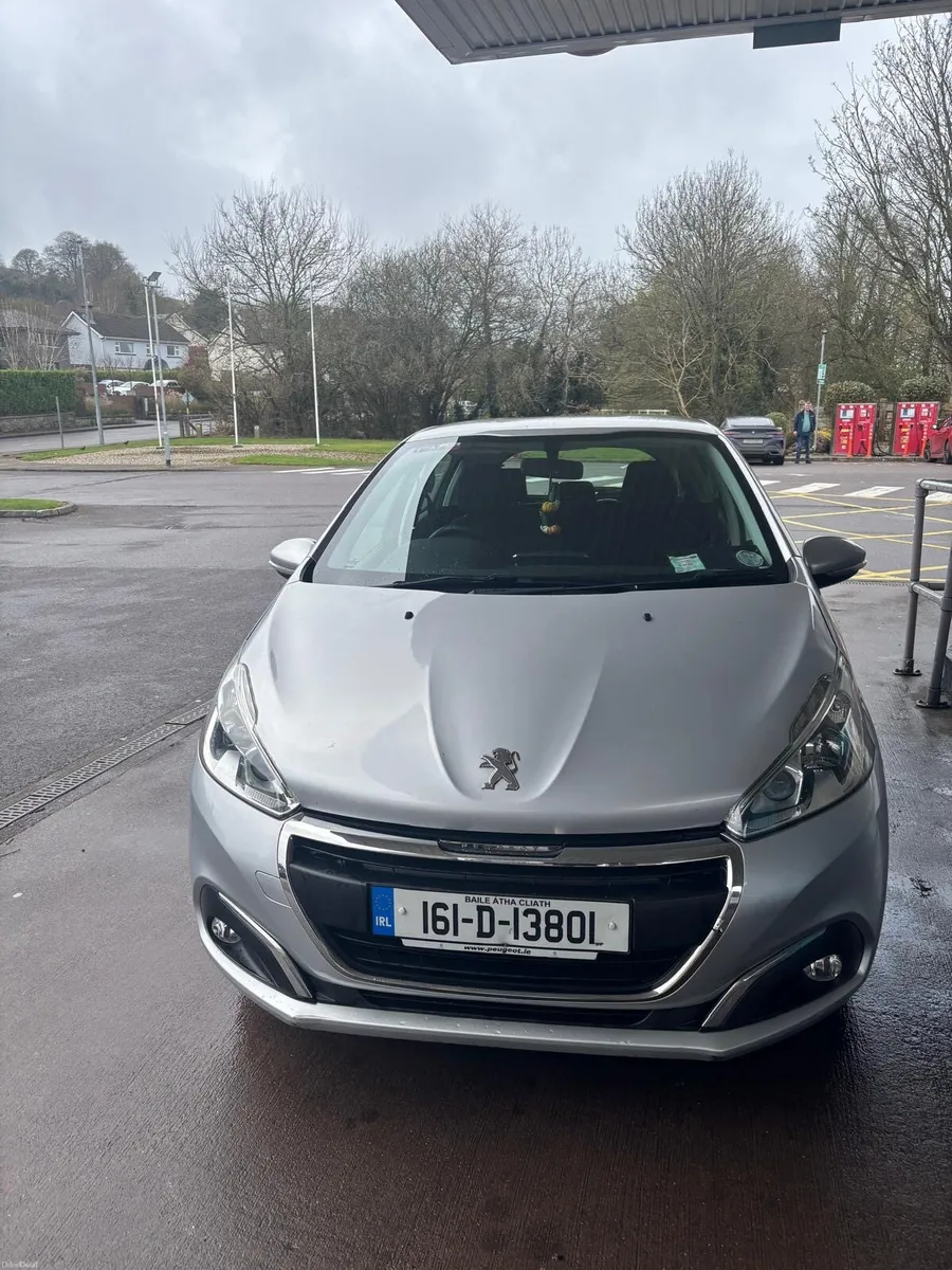 Peugeot 208 - 2016 - Image 3