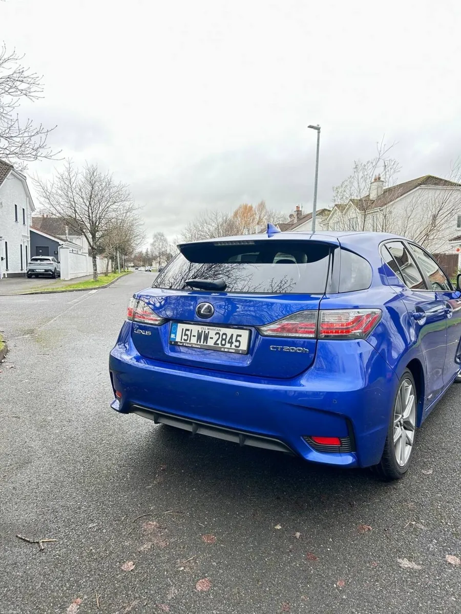 Lexus CT 200H Advance Plus CVT 5DR - Image 2