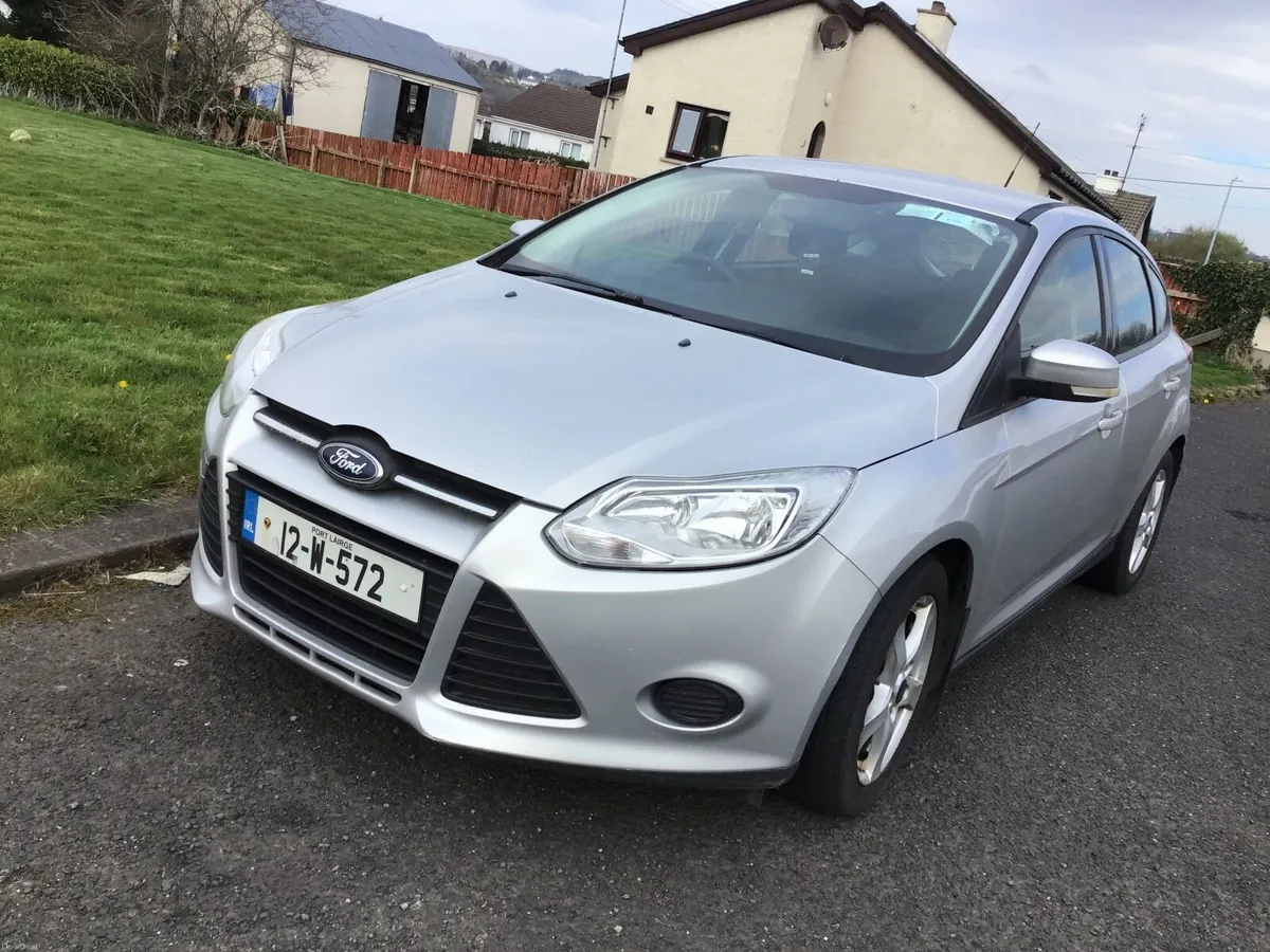 Ford Focus 2012 - Image 2