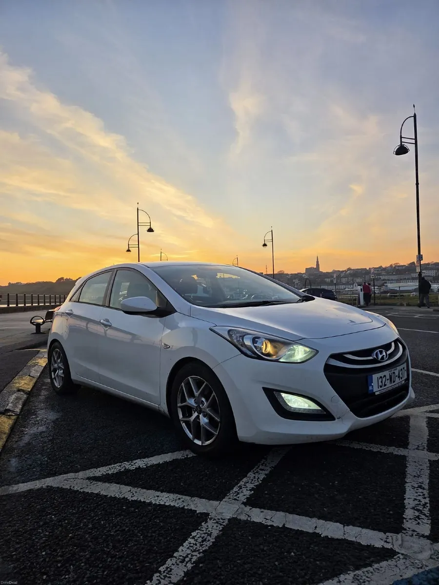 Hyundai i30 2013 1.6 - Image 2