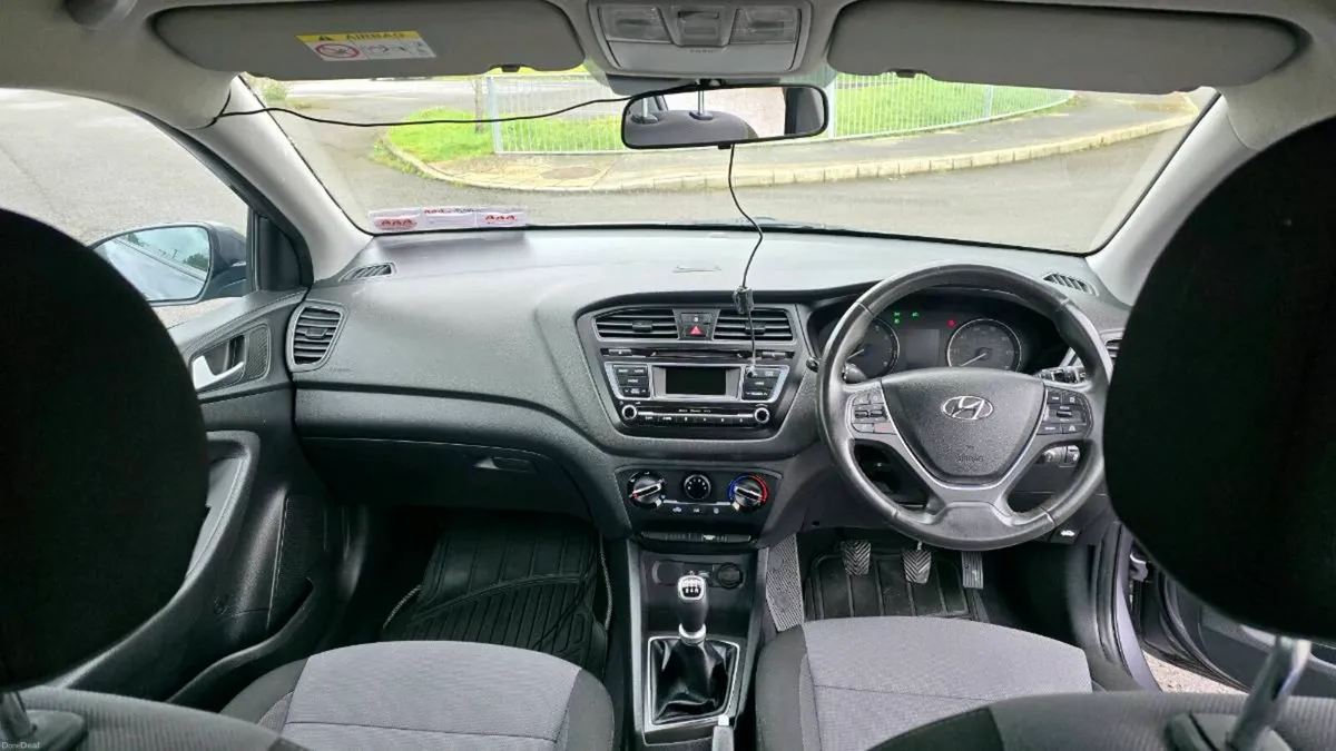 2017 Hyundai I20 1.2 Petrol manual - Image 4