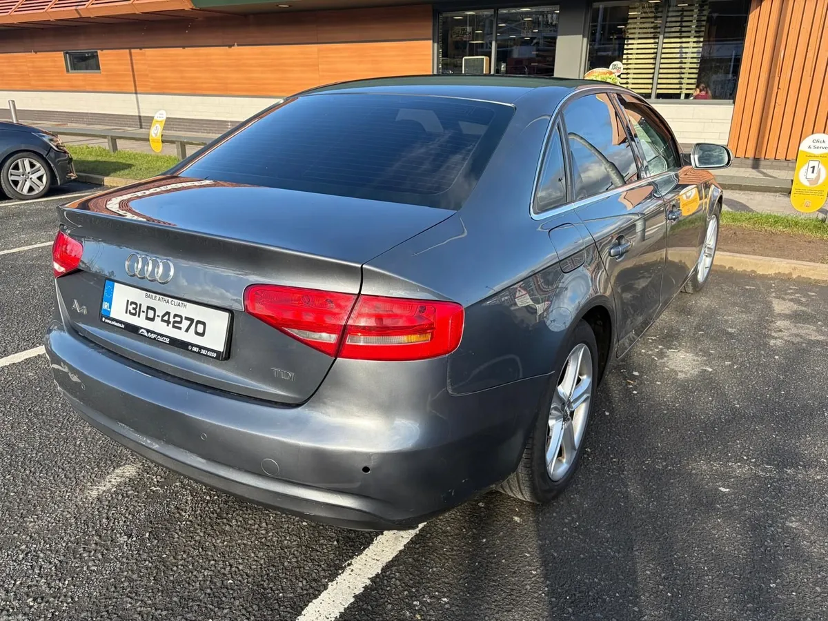 Audi A4 2013 - Image 2