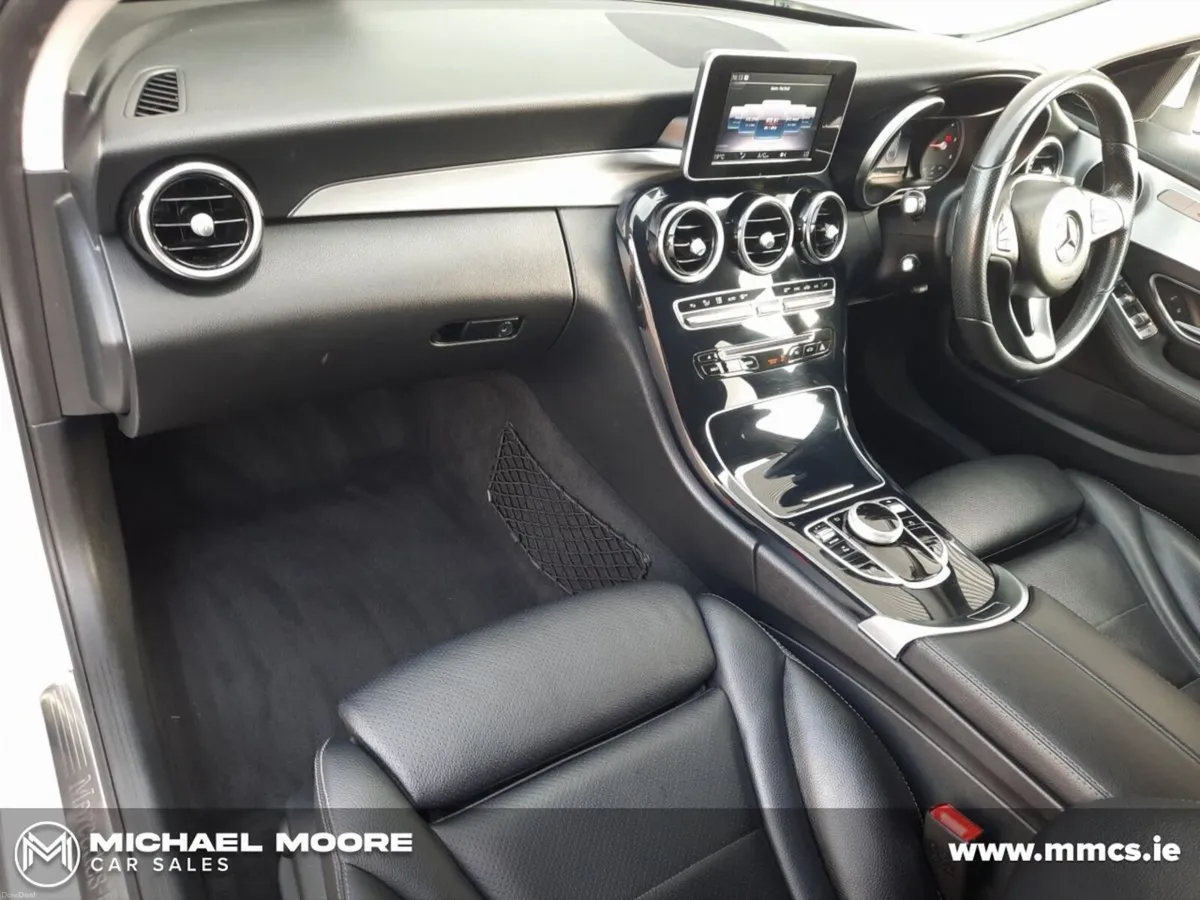 Mercedes-Benz C-Class C 220 D AVANTGARDE A/T - Image 4