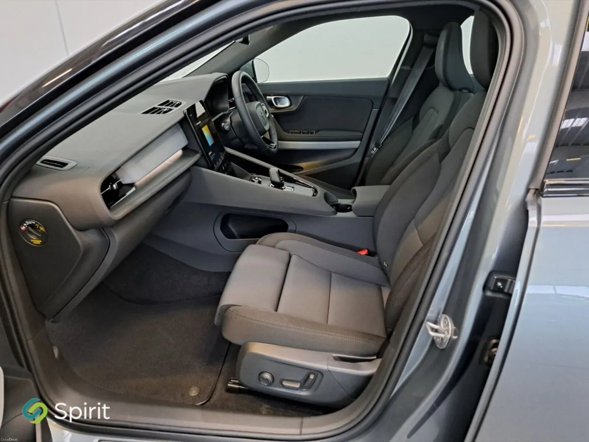 Polestar 2 Long Range Single Motor*Pan Roof* *CALL - Image 4