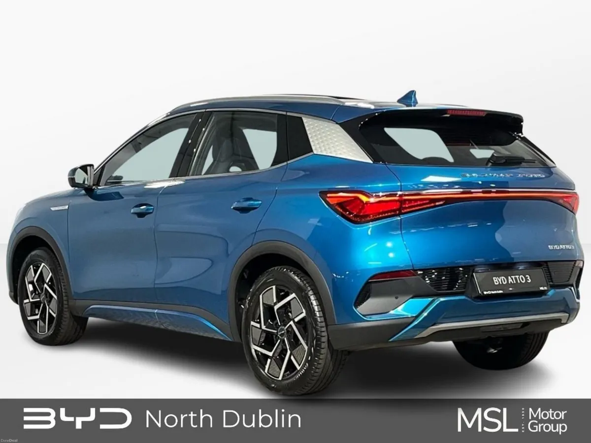 BYD ATTO 3 Design 60kWh 204PS - 18 Inch Alloys - R - Image 4