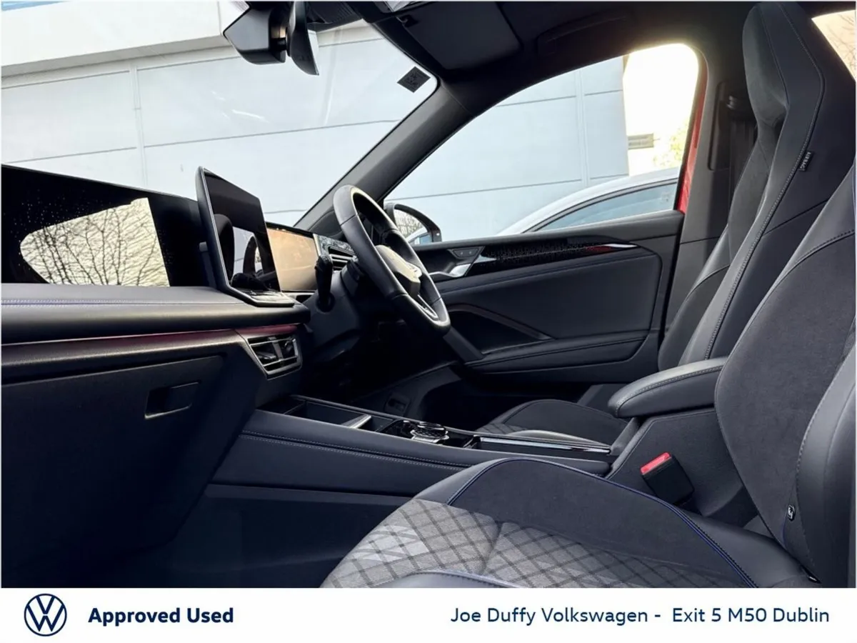 Volkswagen Tiguan Tiguan R-Line 1.5TSI PHEV 204HP - Image 4