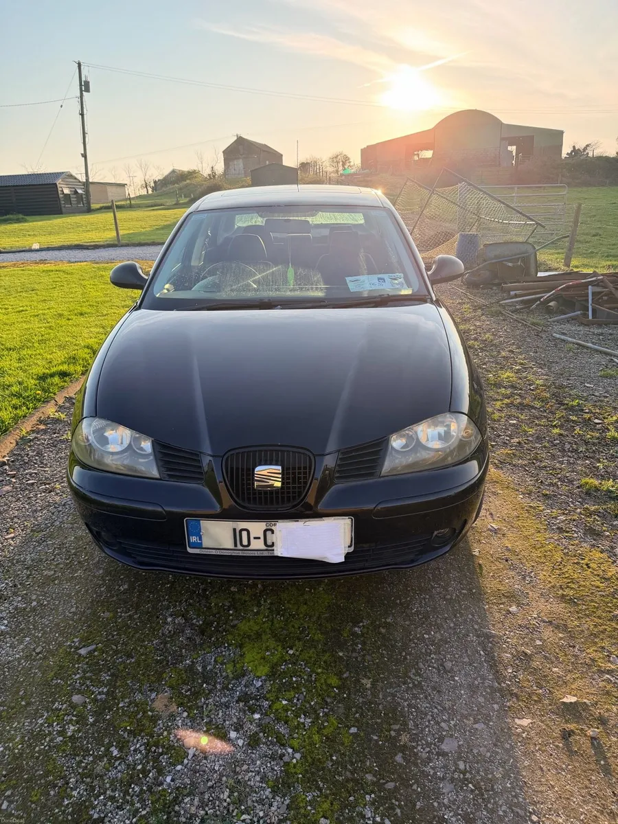 2010 Seat Cordoba - Image 1