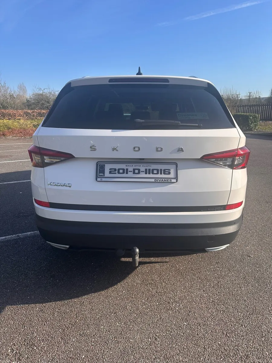 Kodiaq 2.0 TDI 150HP DSG 7 seater with sunroof - Image 6