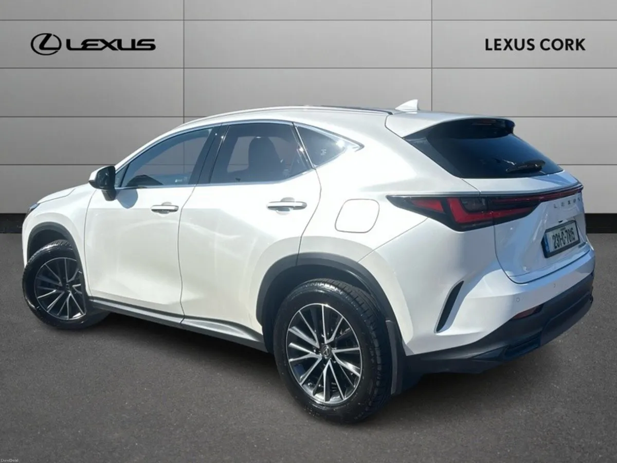 Lexus NX 2.5 - Image 3