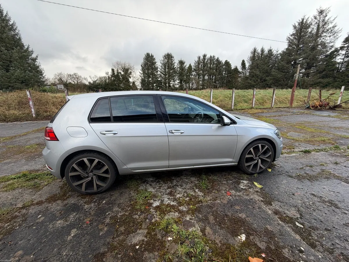 2019 VOLKSWAGEN GOLF 1.6 DIESEL - Image 4