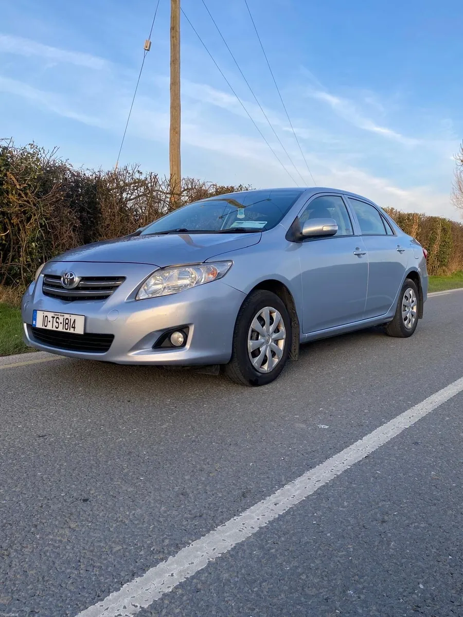 2010 Toyota Corolla Petrol €280 tax. New NCT - Image 2