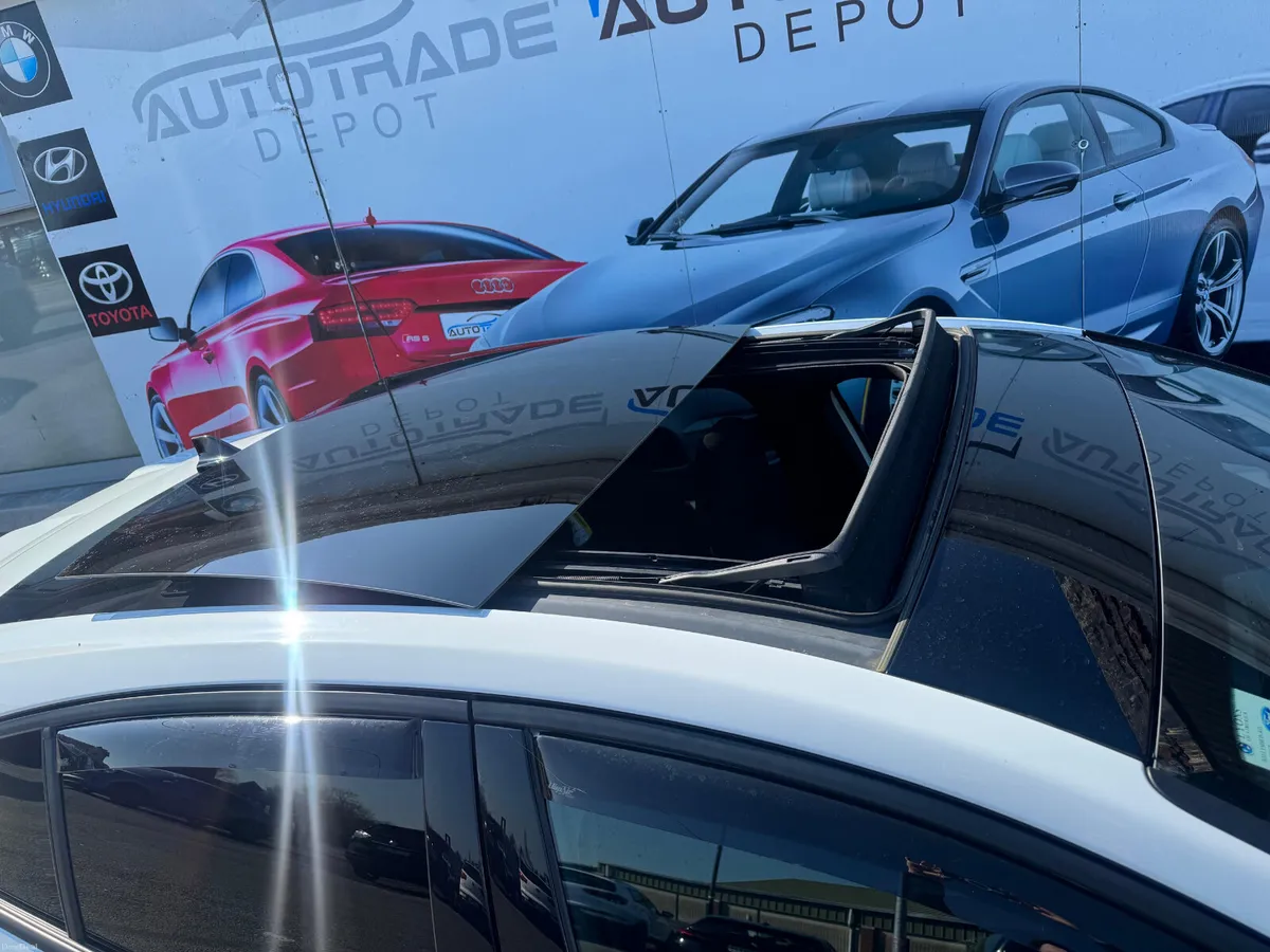 FORD FOCUS ST LINE GLASS ROOF HIGH SPEC - Image 2