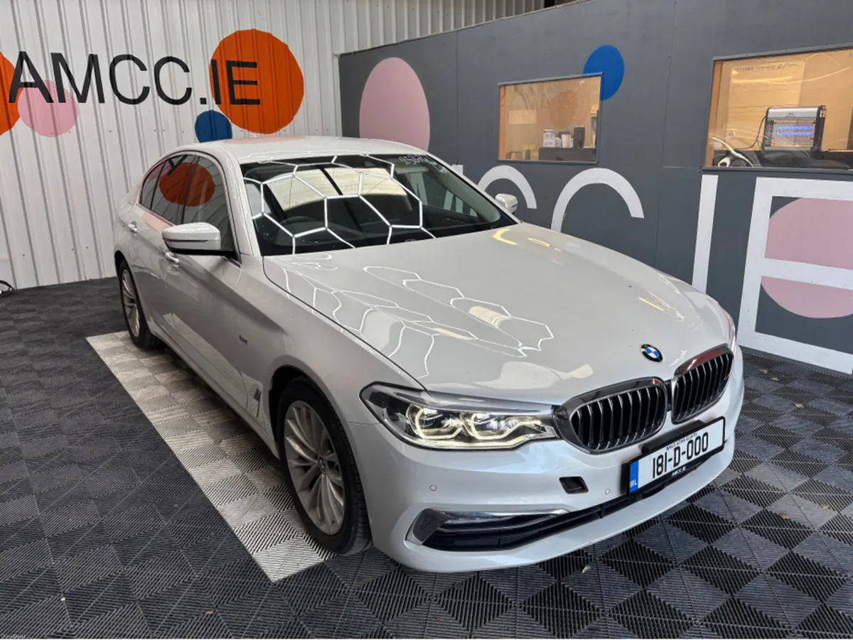 BMW 5-Series 523d - Automatic - 360 Cam - Image 1