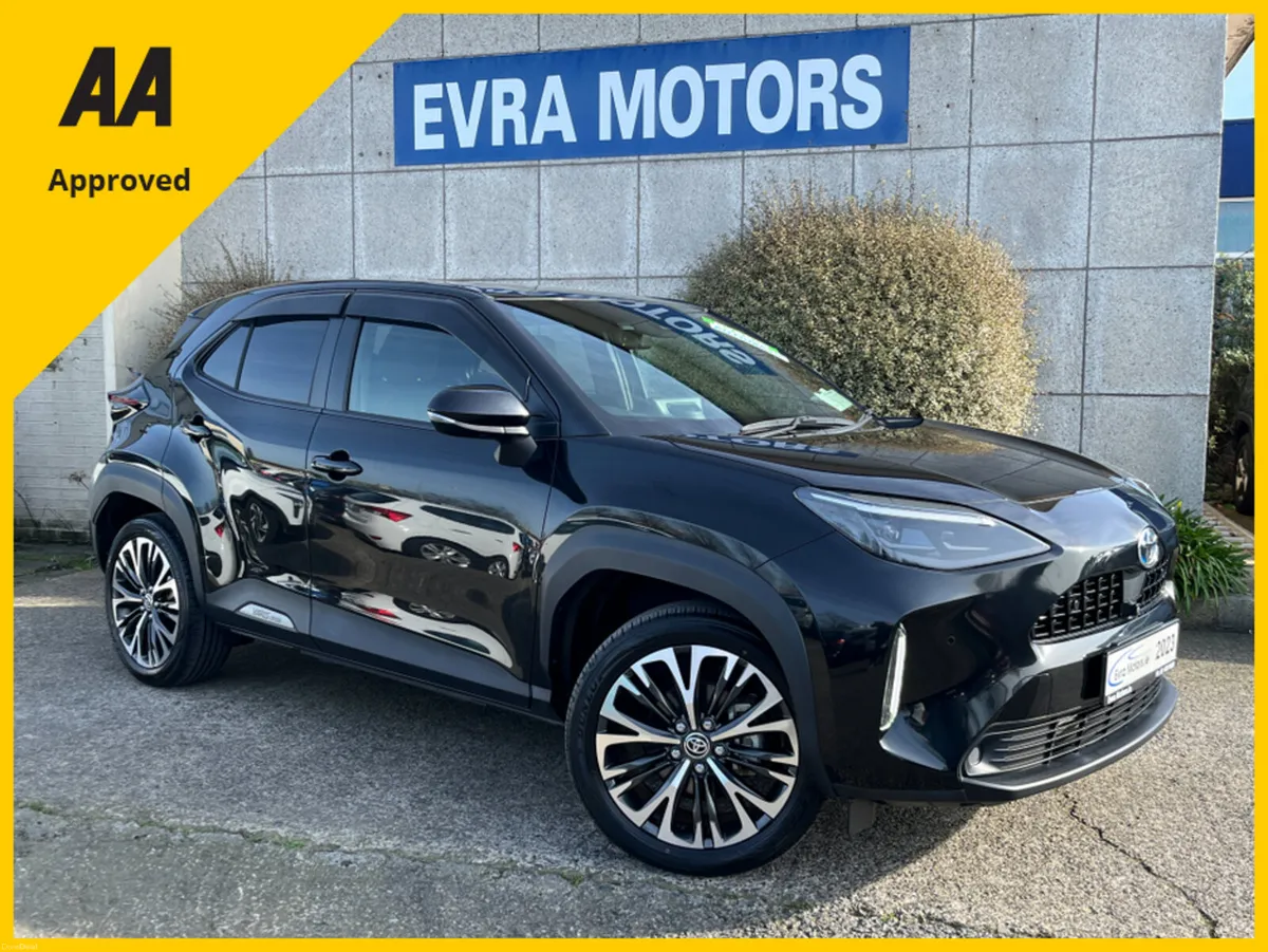 Toyota Yaris Cross Z HYBRID AUTOMATIC 1.5 PETROL / - Image 1