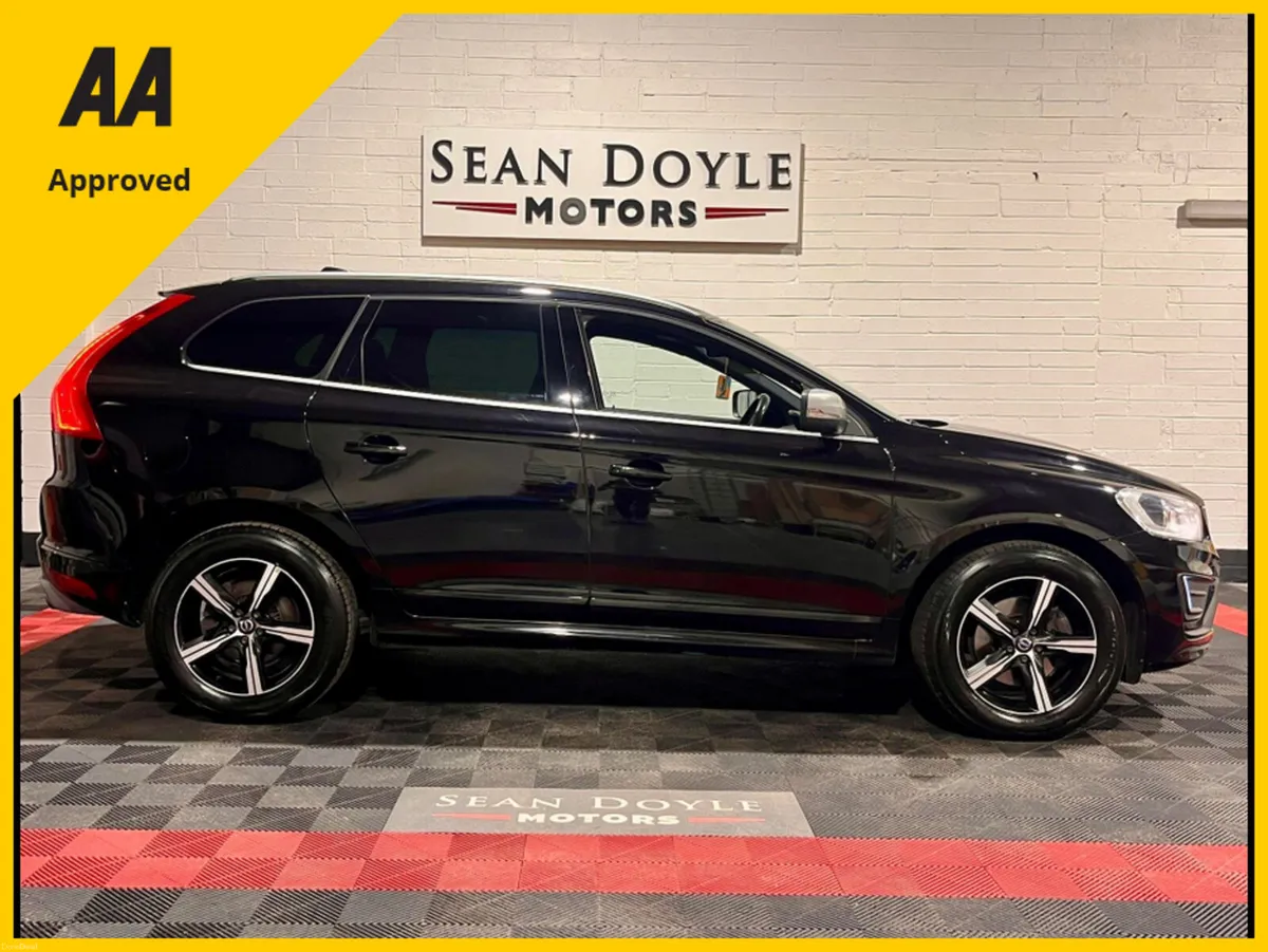 Volvo XC60 2016 D4 R-DESIGN 190BHP MANUAL - Image 4