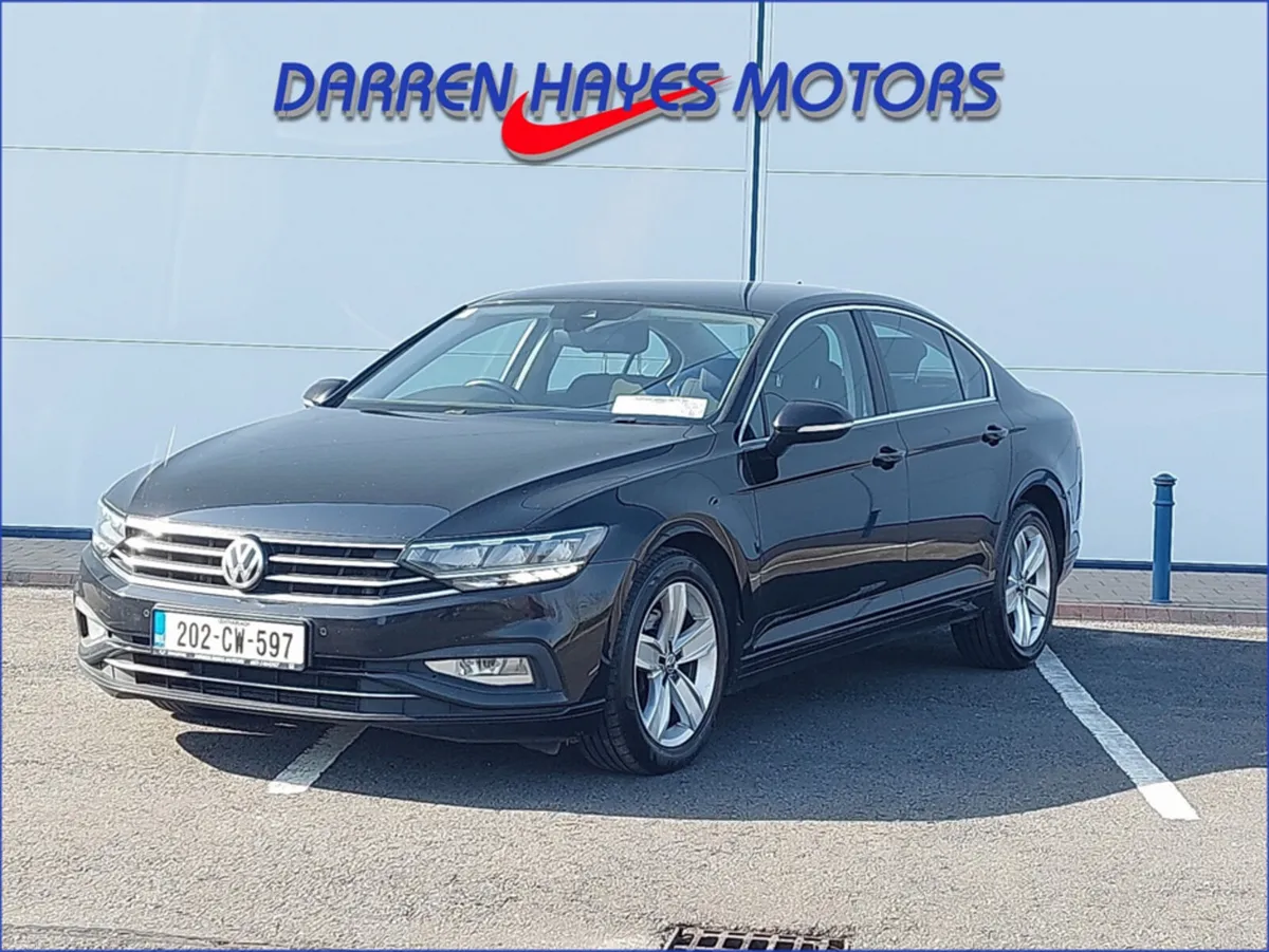 Volkswagen Passat 2.0 TDI SE NAV 150PS 4DR - Image 2