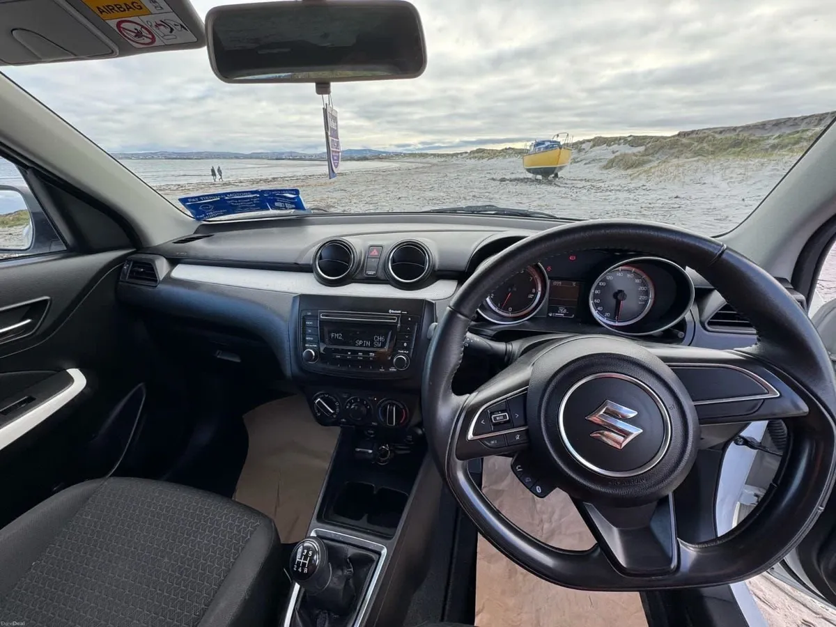 Suzuki Swift  1.2 petrol - Image 4