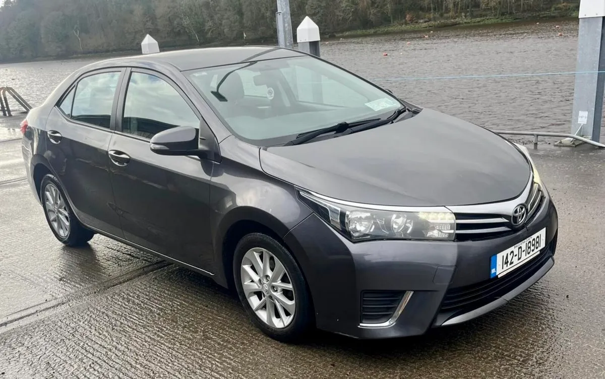 2014 Toyota Corolla 1.4D4D Aura - Image 3