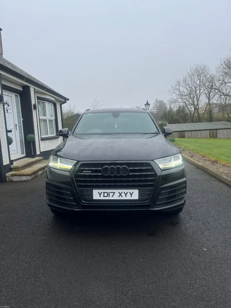 Audi Q7 2017 - Image 2
