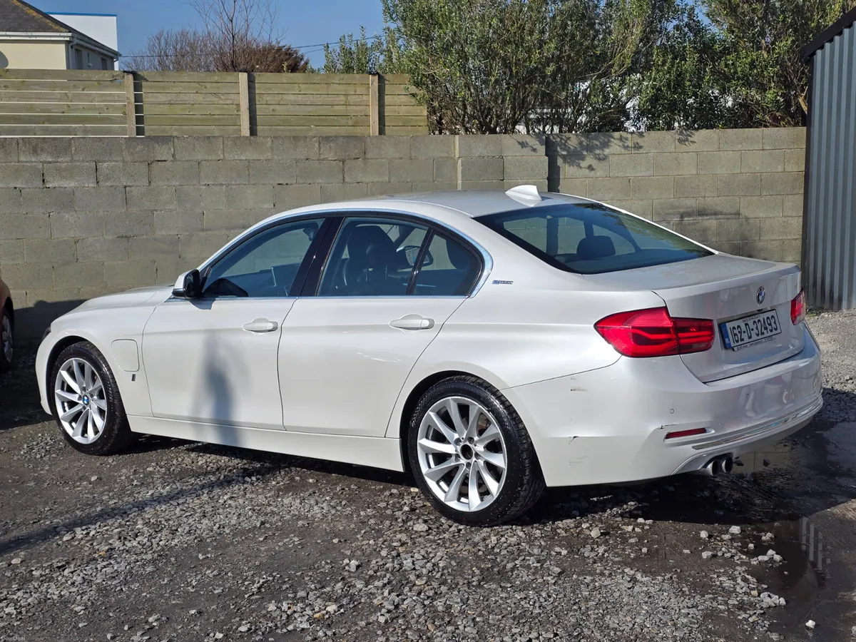 BMW 3-Series 2016 330e hybrid automatic €6990 - Image 4