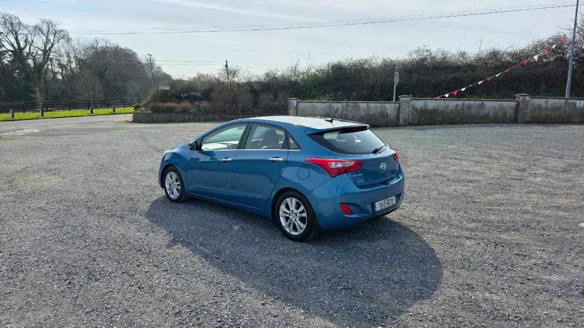 2013 Hyndai i30 1.6D Automatic TOP of the RANGE - Image 3