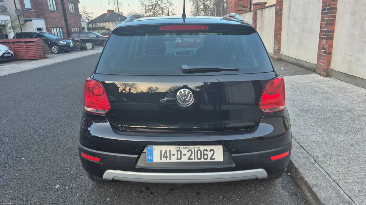 Volkswagen Polo CROSS 1.2 TDI 2014 - Image 4