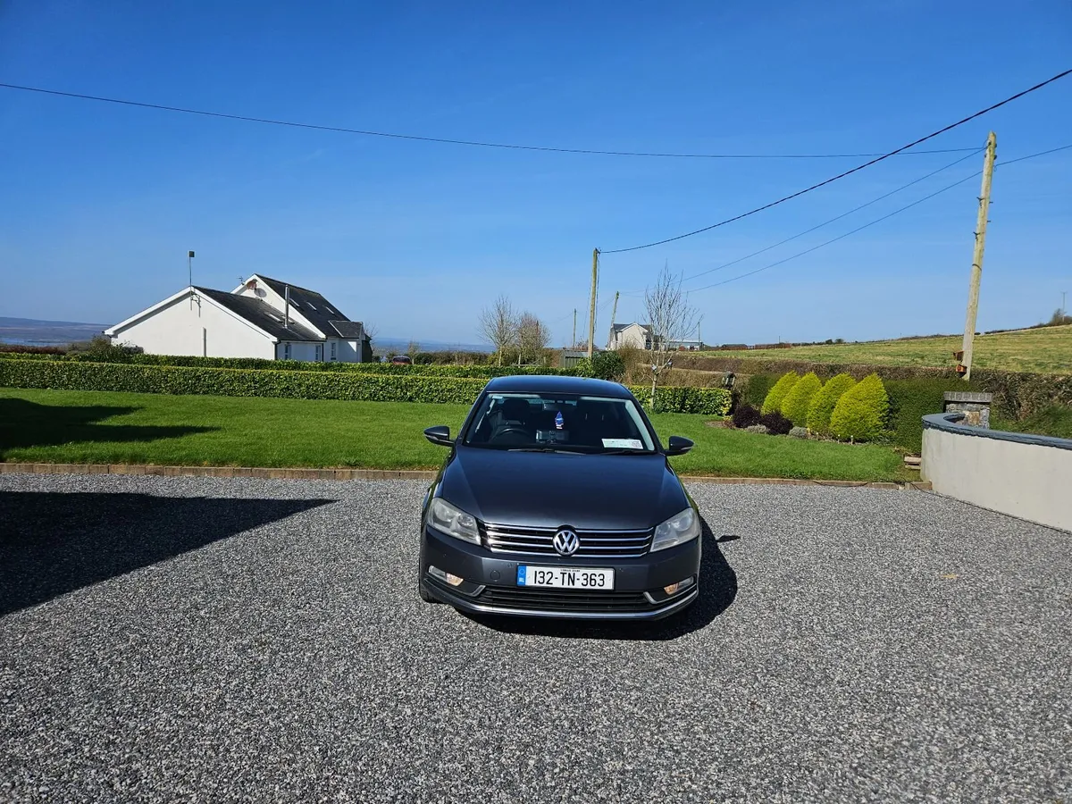 Volkswagen Passat 2013 - Image 3