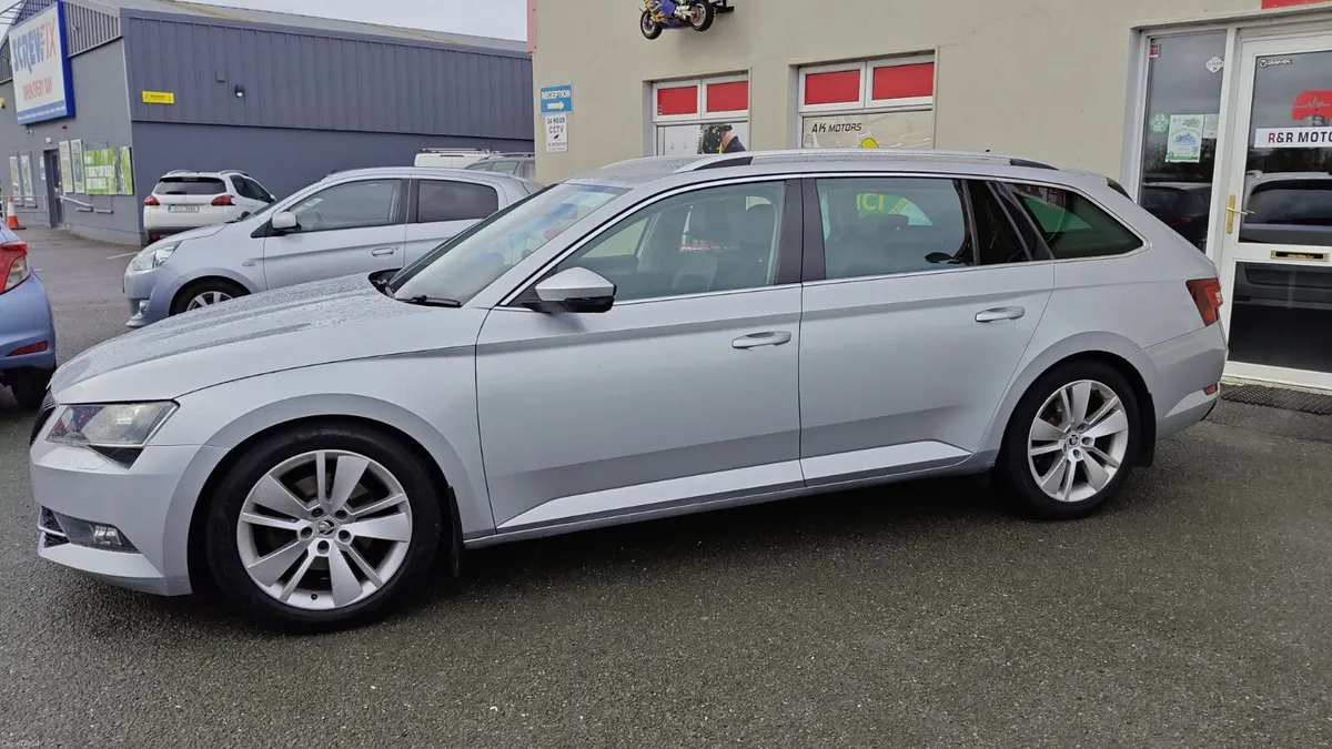 Skoda Superb 161 2,0 Tdi DSG Estate New T.Belt Nct - Image 3