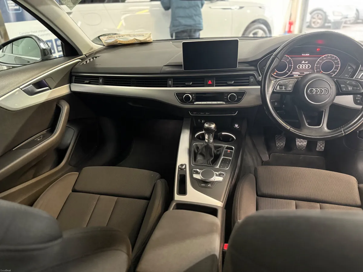 Audi A4 2016. 2.0TDI SE ULTRA - Image 4