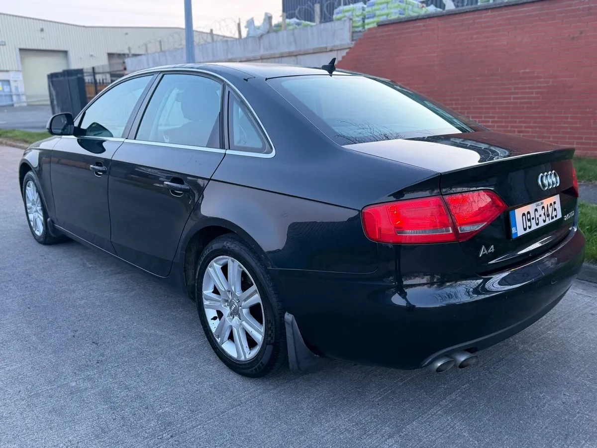 2009 Audi A4 2.0TDI - Image 2