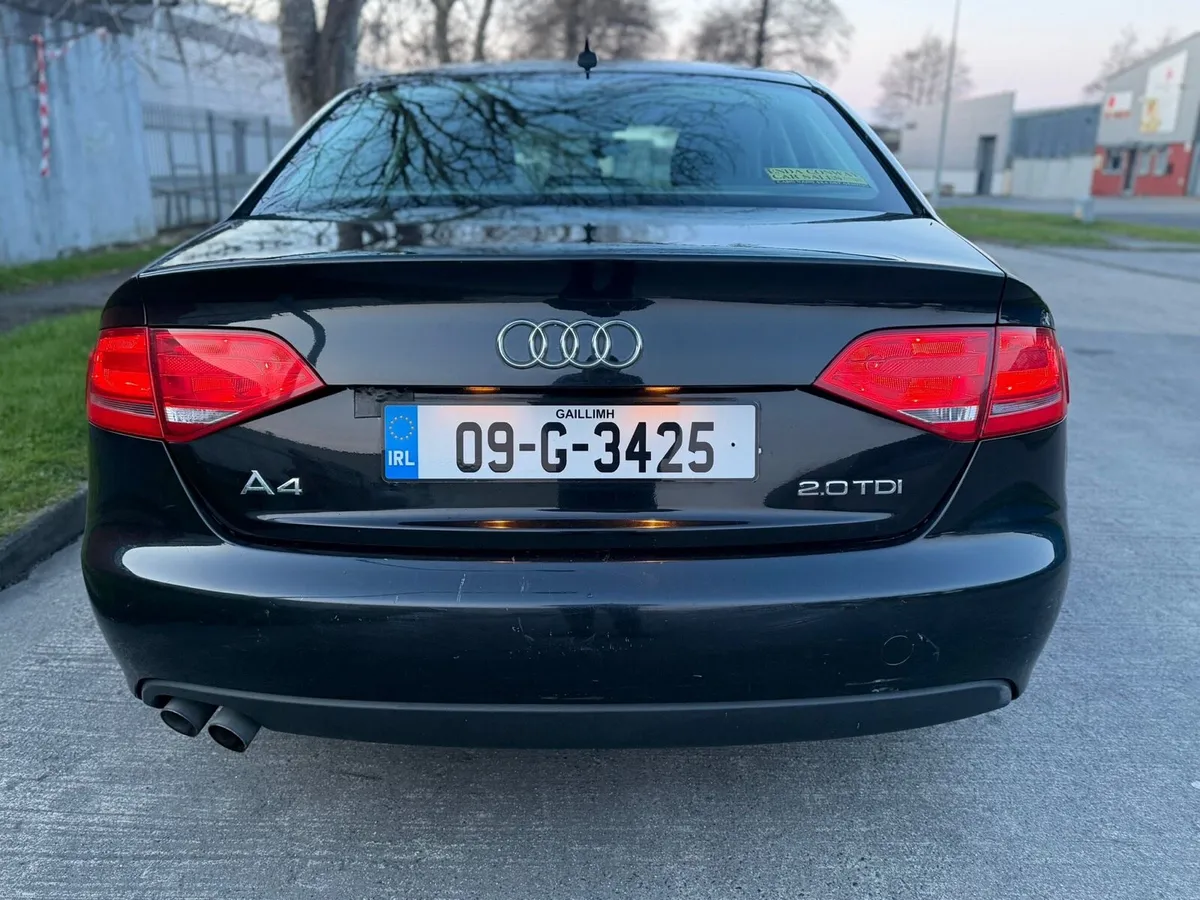 2009 Audi A4 2.0TDI - Image 3