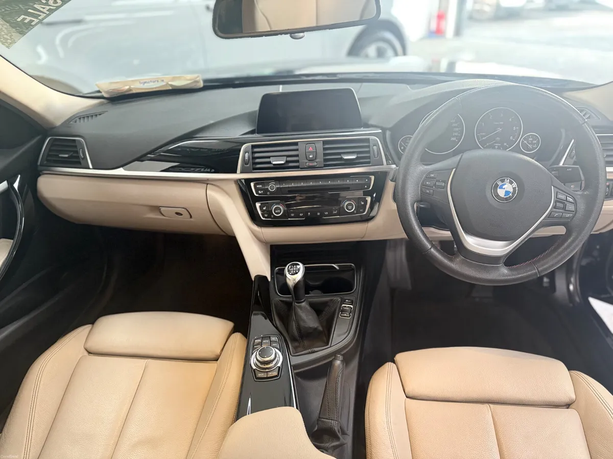 BMW 3-Series 2018. 316D. SPORT - Image 4