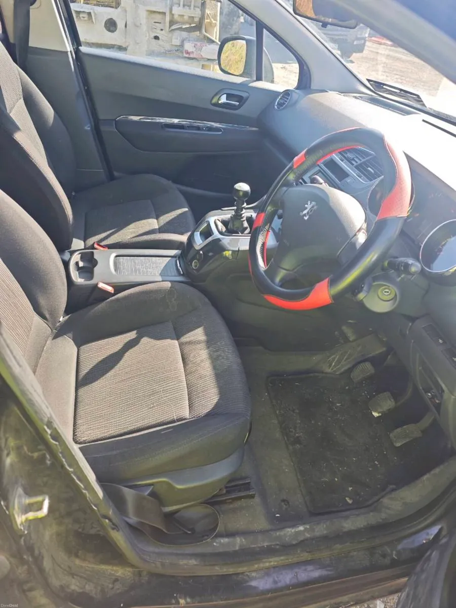 Peugeot 5008 - Image 4