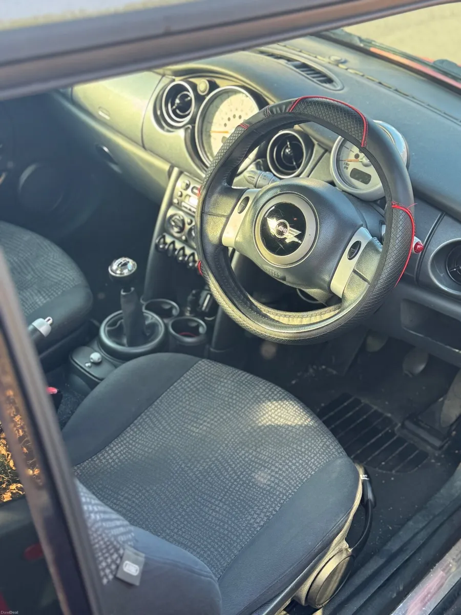 Mini Cooper 2004 - Image 4