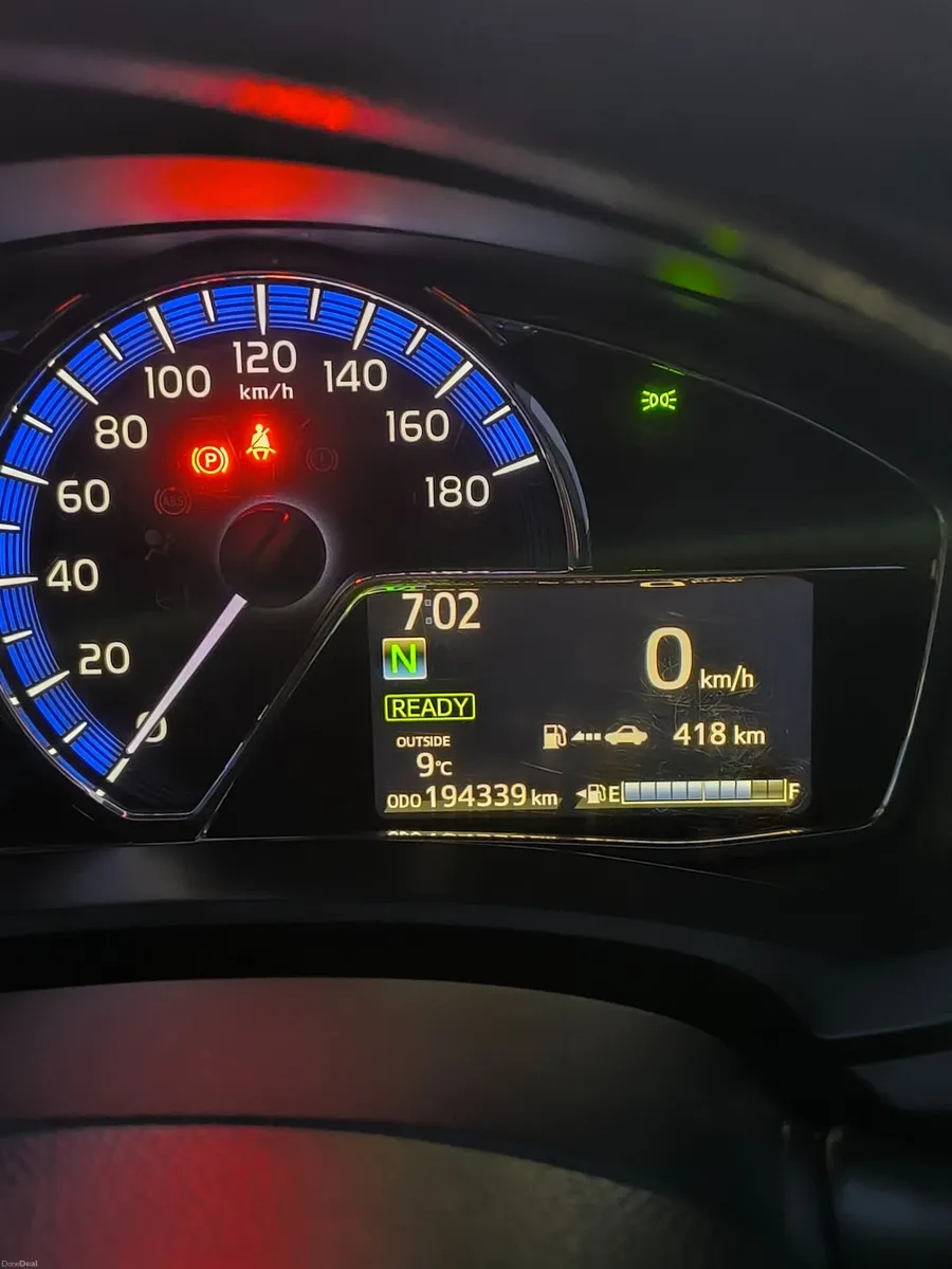 Toyota Corolla 2015 - Image 2