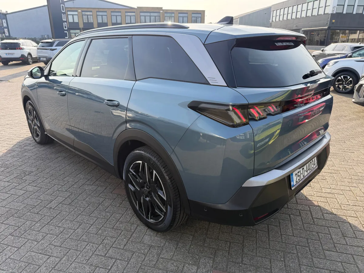2025 Peugeot 5008 SCRAPPAGE OFFER - Image 6