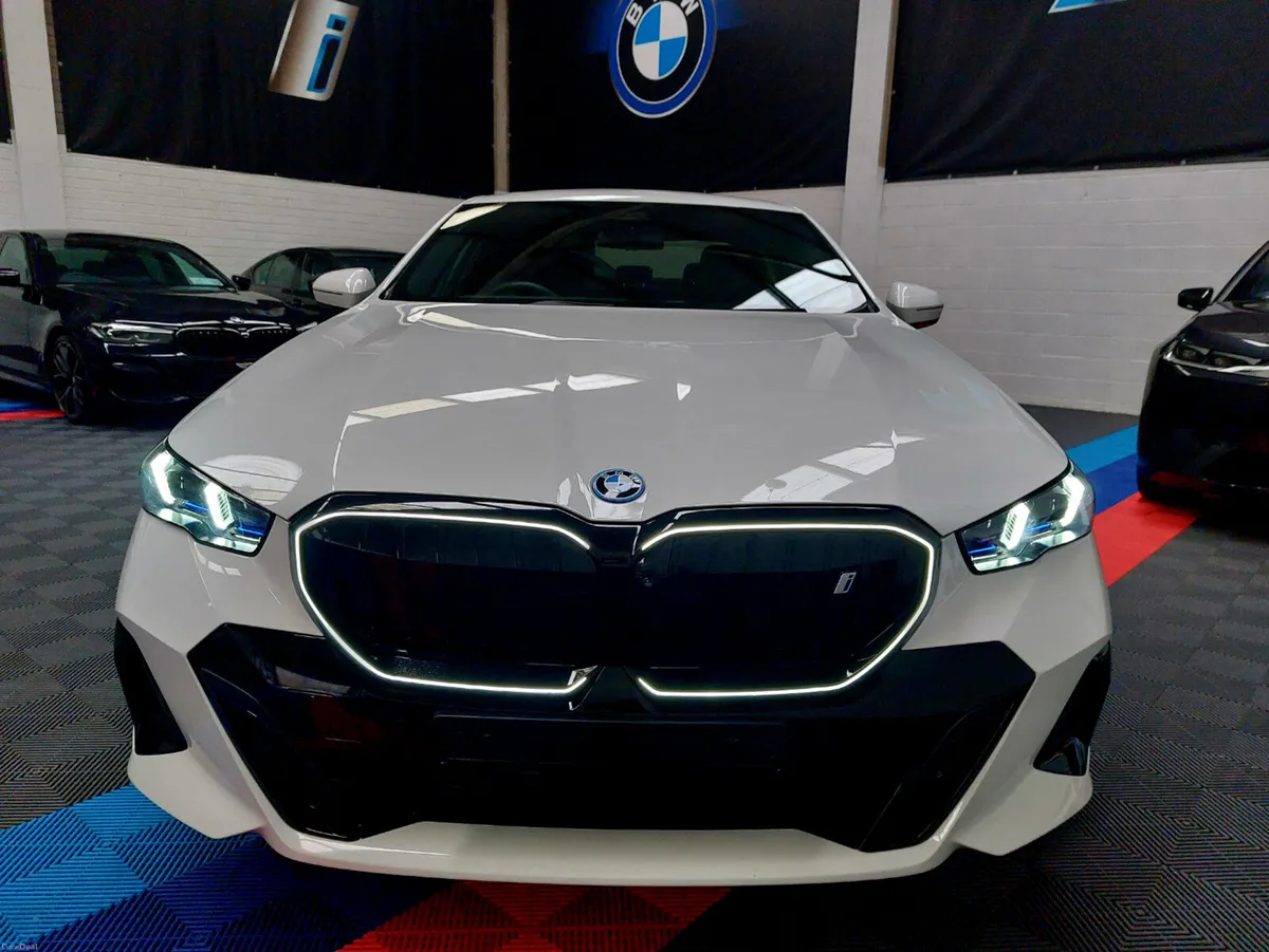 I5 M SPORT PRO ( HUGE SPEC ) - Image 3