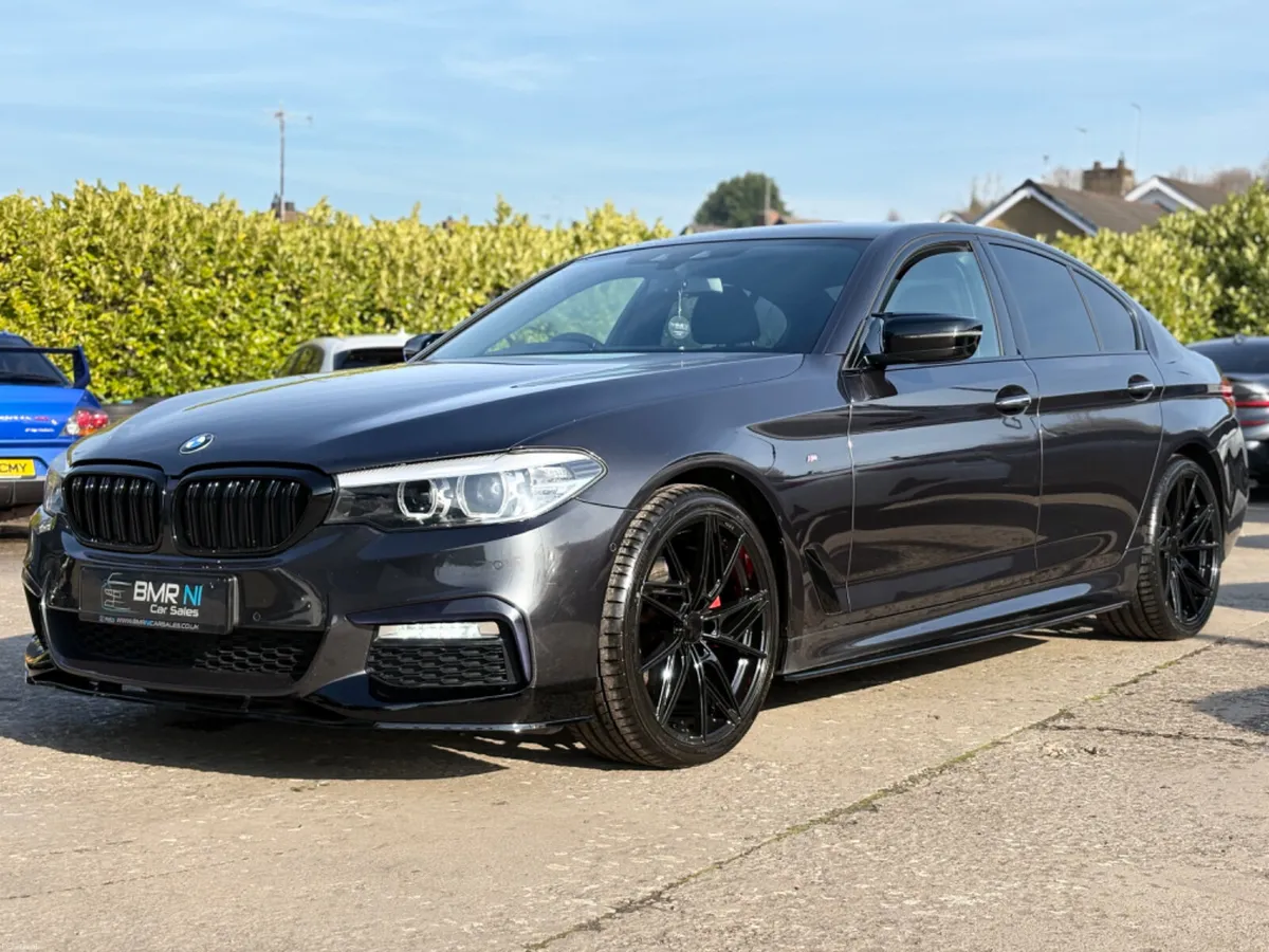 2018 BMW 520 M-SPORT AUTO XDRIVE - Image 3