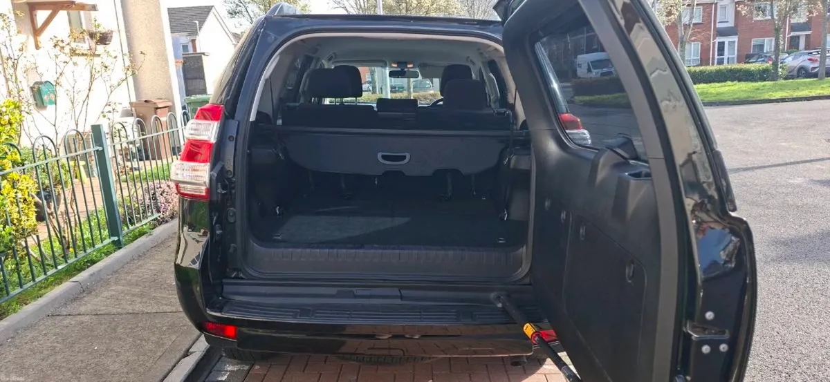 Toyota Land Cruiser 2017 - Image 6
