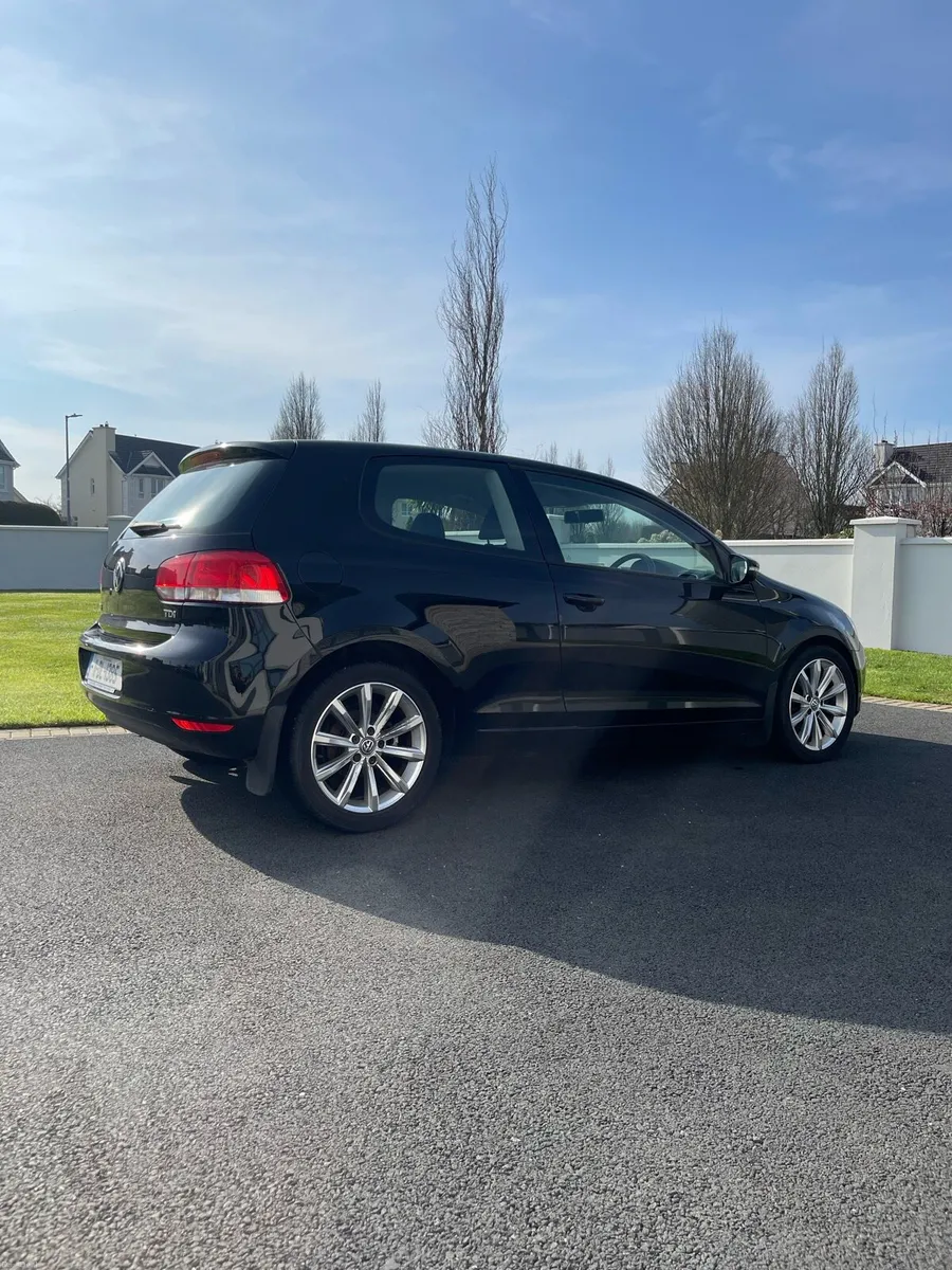 2011 VW Golf 1.6 TDI - NCT 07/26 - Fully Serviced - Image 3