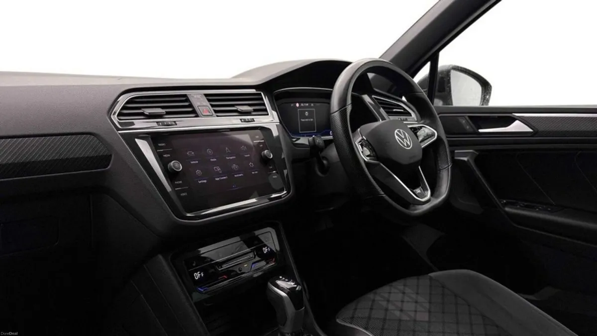 2.0 TDI R-Line SUV 5dr Diesel DSG Euro 6 (s/s) (15 - Image 4