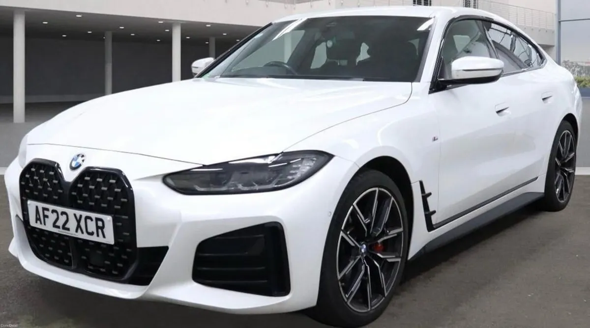 2.0 420d MHT M Sport Hatchback 5dr Diesel Hybrid A - Image 2