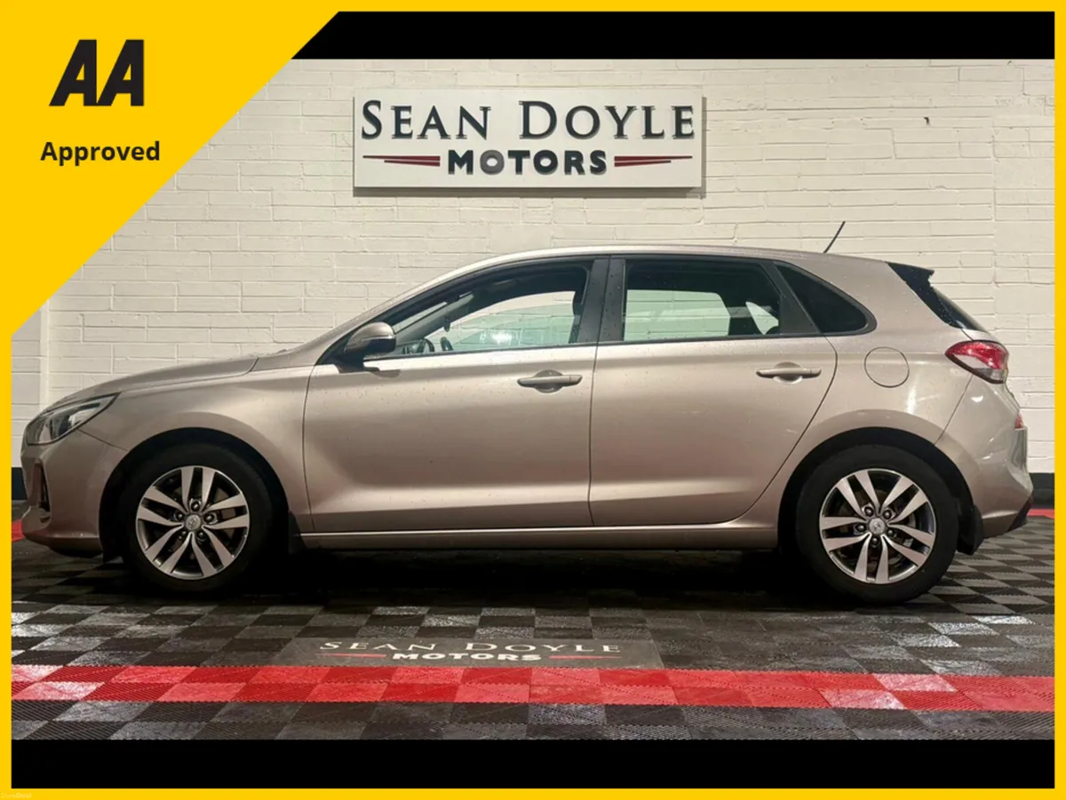 Hyundai i30 i30 DELUXE Manual - Image 4