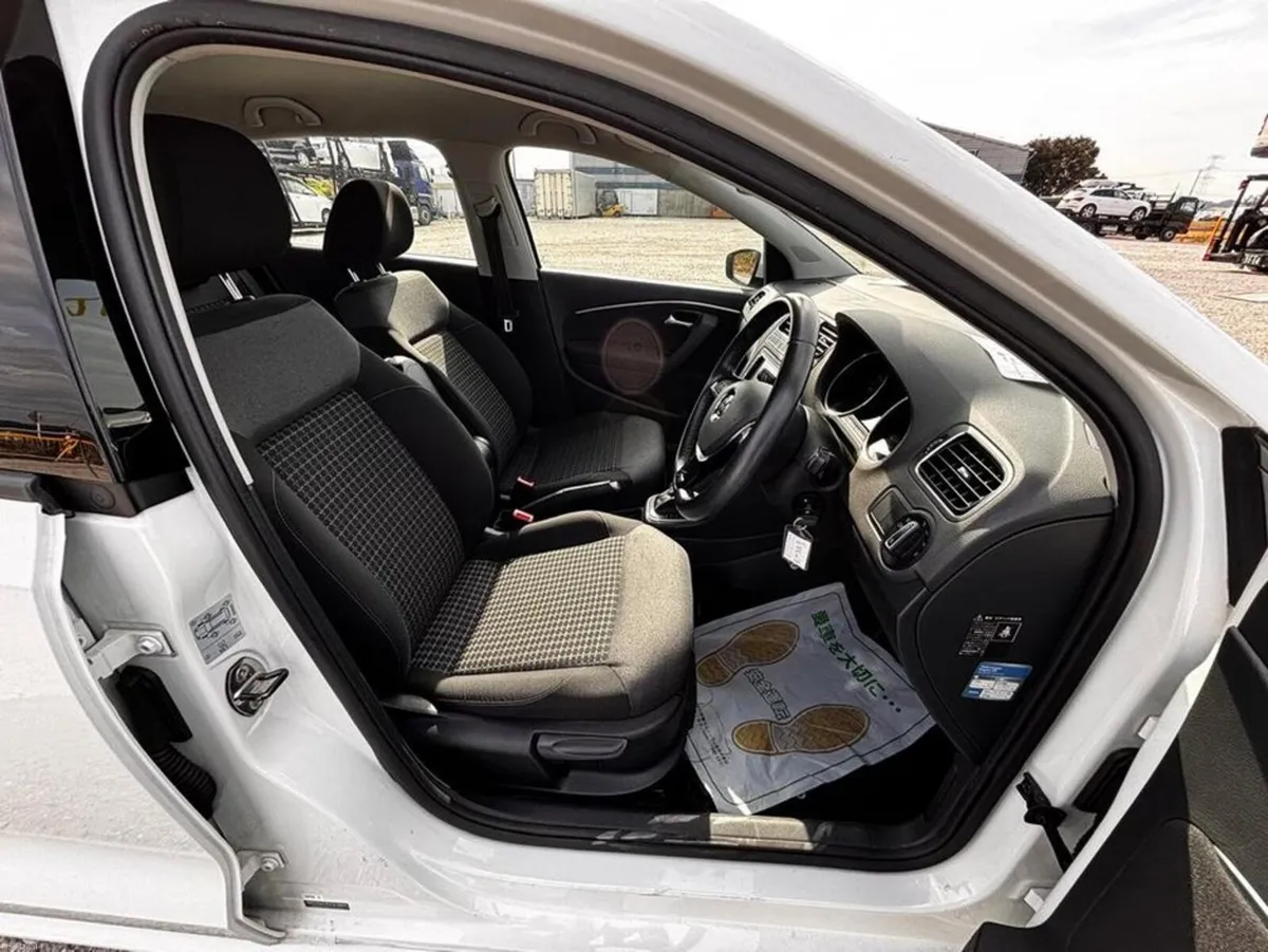 Volkswagen Polo 1.2 TSI Comfortline Meister - Image 2