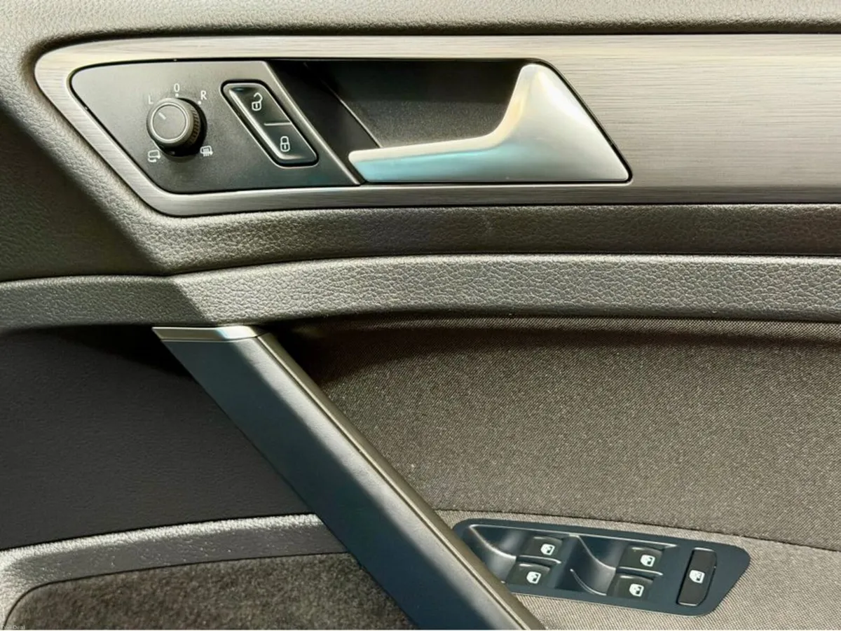 Volkswagen Golf 1.2 Comfortline - Image 3