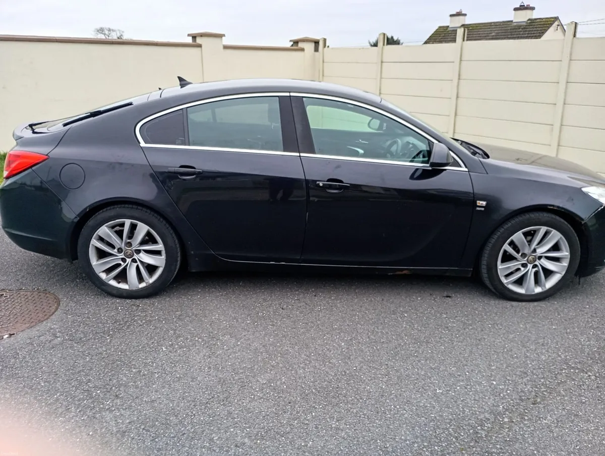Vauxhall Insignia 2013 - Image 1