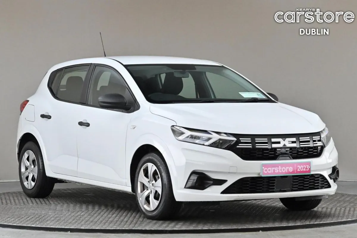 Dacia Sandero 1.0 TCE ESSENTIAL 90BHP 6SPD NBI - Image 1